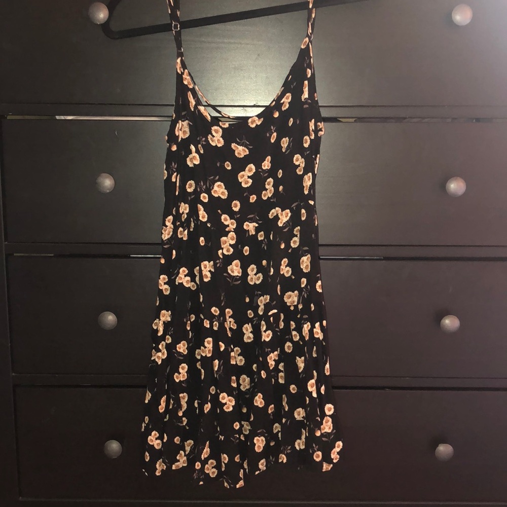 Brandy Melville Daisy Mini dress